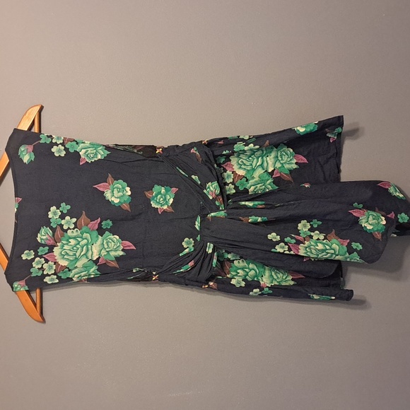 Free People Top - Picture 2 of 3